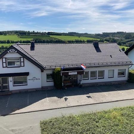 Bed & Breakfast Weisser Stein Schmallenberg Exterior photo