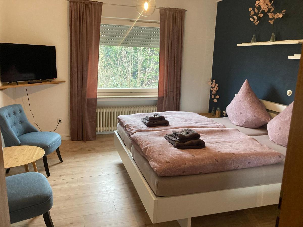 Bed & Breakfast Weisser Stein Schmallenberg Exterior photo