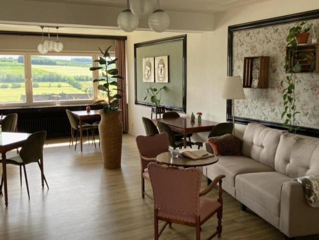 Bed & Breakfast Weisser Stein Schmallenberg Exterior photo